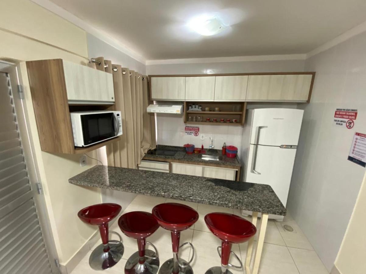 Lacqua Diroma V Apt Localizado Proximo A Portariaparque Aquatico Completo Nao Dispomos De Roupa De Cama E Banho Caldas Novas Exterior foto